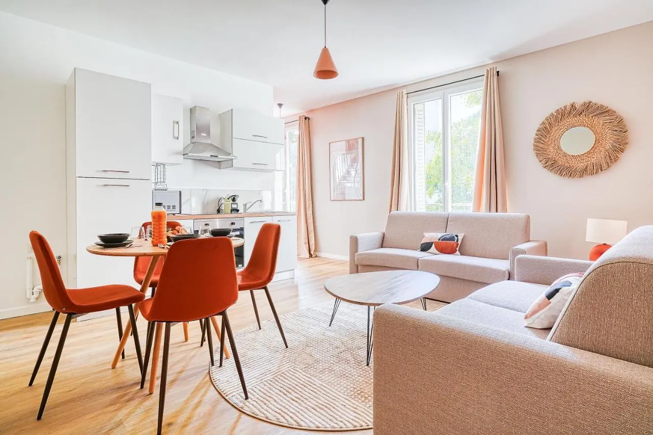 Appartement Equipe A 5 Minutes De Paris Ivry-sur-Seine 0*,  France